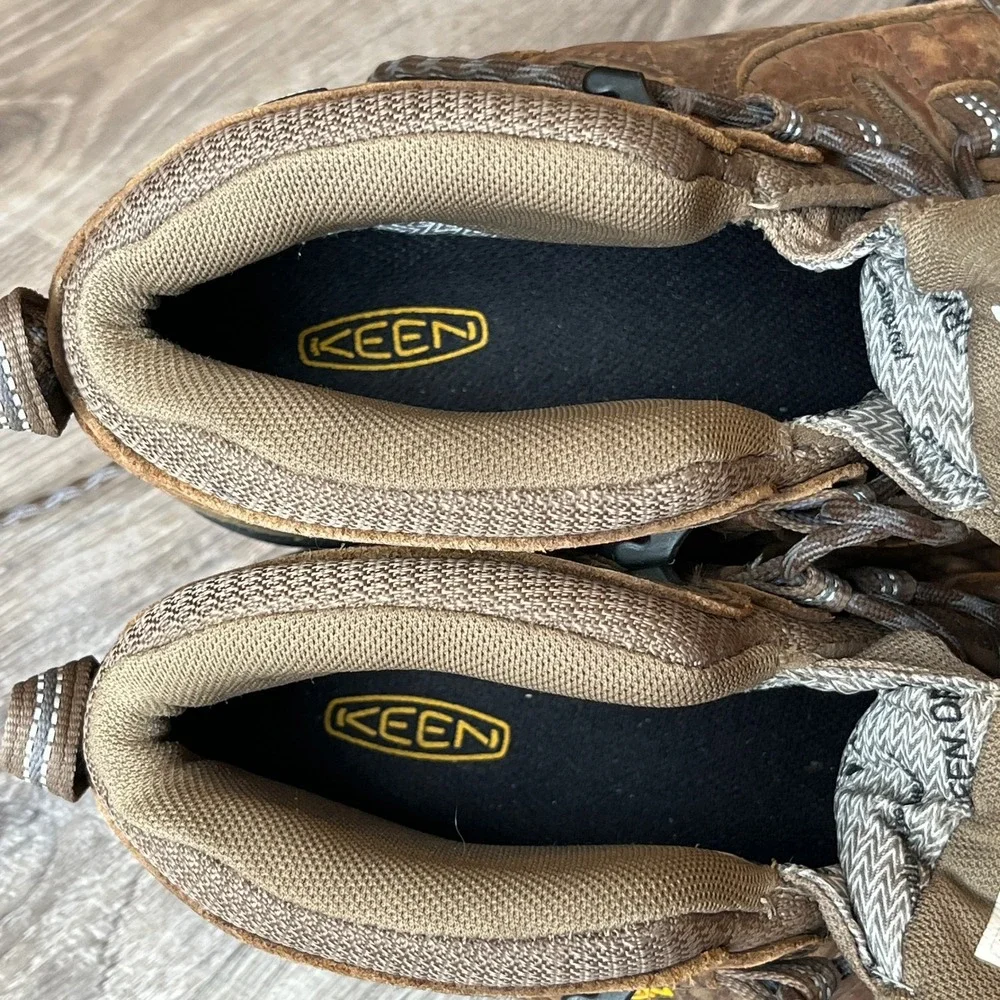 Keen targhee ii